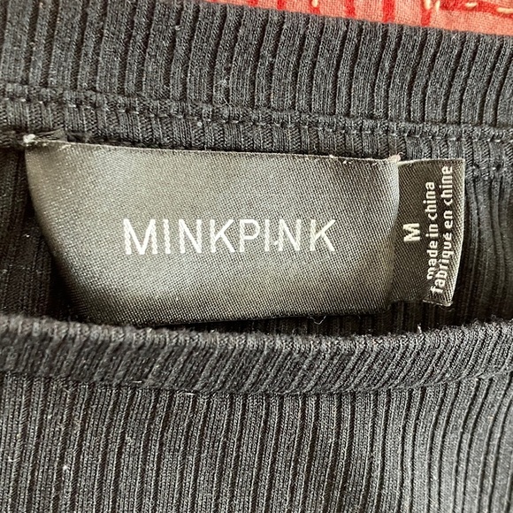 MINKPINK (teen/ women’s size medium / see photos for dimensions) Ribbed Crop Top - Picture 2 of 13